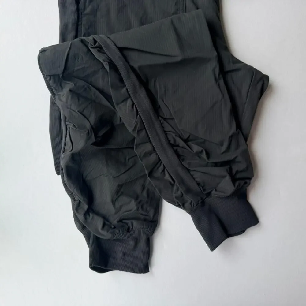 Lululemon Beyond the Studio Jogger Graphite Grey Size 8 Walking Comfort Casual